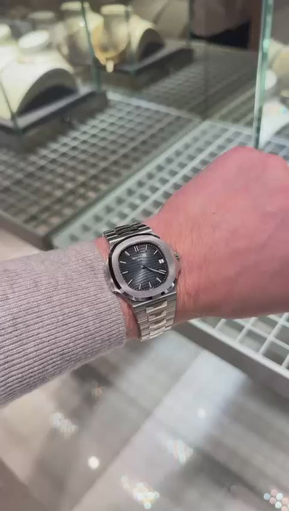 PATEK PHILIPPEE NAUTILUS SELF-WINDING